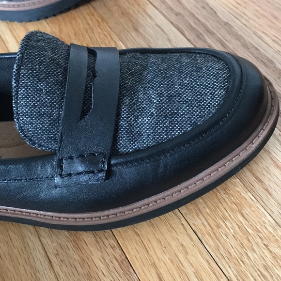 Clark Collection Cushion women pull on Loafers. - Picture 4 of 11